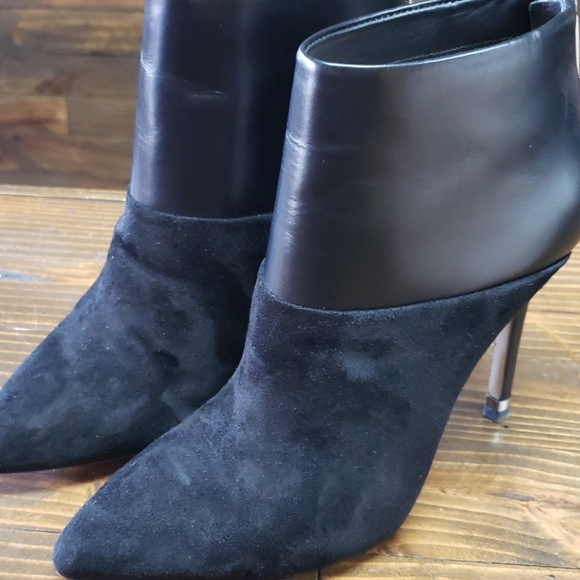 Michael Kors Women\'s Freya Bootie Us Size 6.5